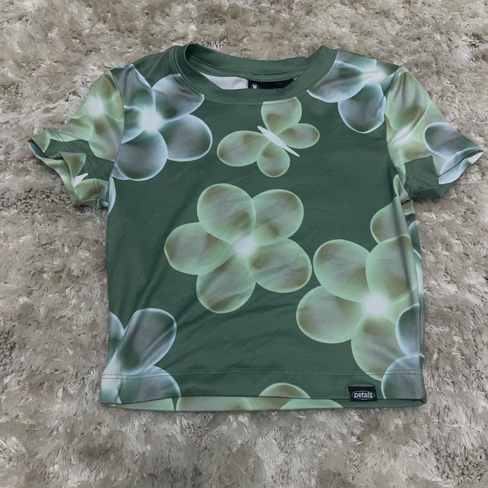 Green Patterned Crop Top - Picture 2 of 5